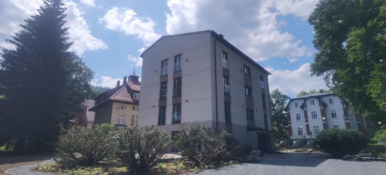 Apartamenty Zdrojowa 9 Duszniki Zdrój Dış mekan fotoğraf